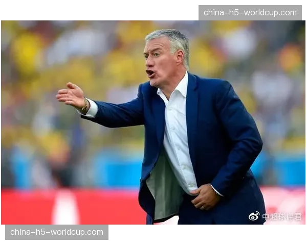 专访雷恩主帅:谈年轻化建队策略与应对多线作战的压力 专访雷恩主帅:谈年轻化建队策略与应对多线作战的压力