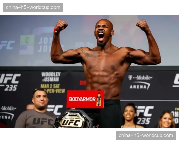 UFC与中东投资机构就非洲大陆扩张计划进行深入谈判,拟建立“寻才之路”新赛区 UFC与中东投资机构就非洲大陆扩张计划进行深入谈判,拟建立“寻才之路”新赛区